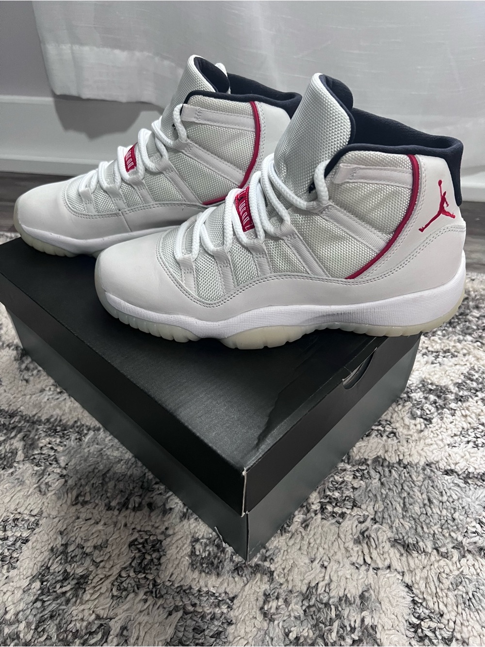 Big kid Jordan 11 retro Sneakers